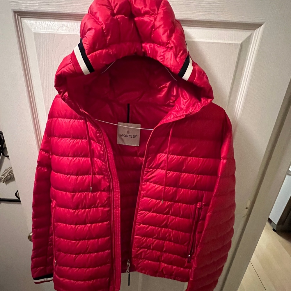 Moncler Down Jacket Red